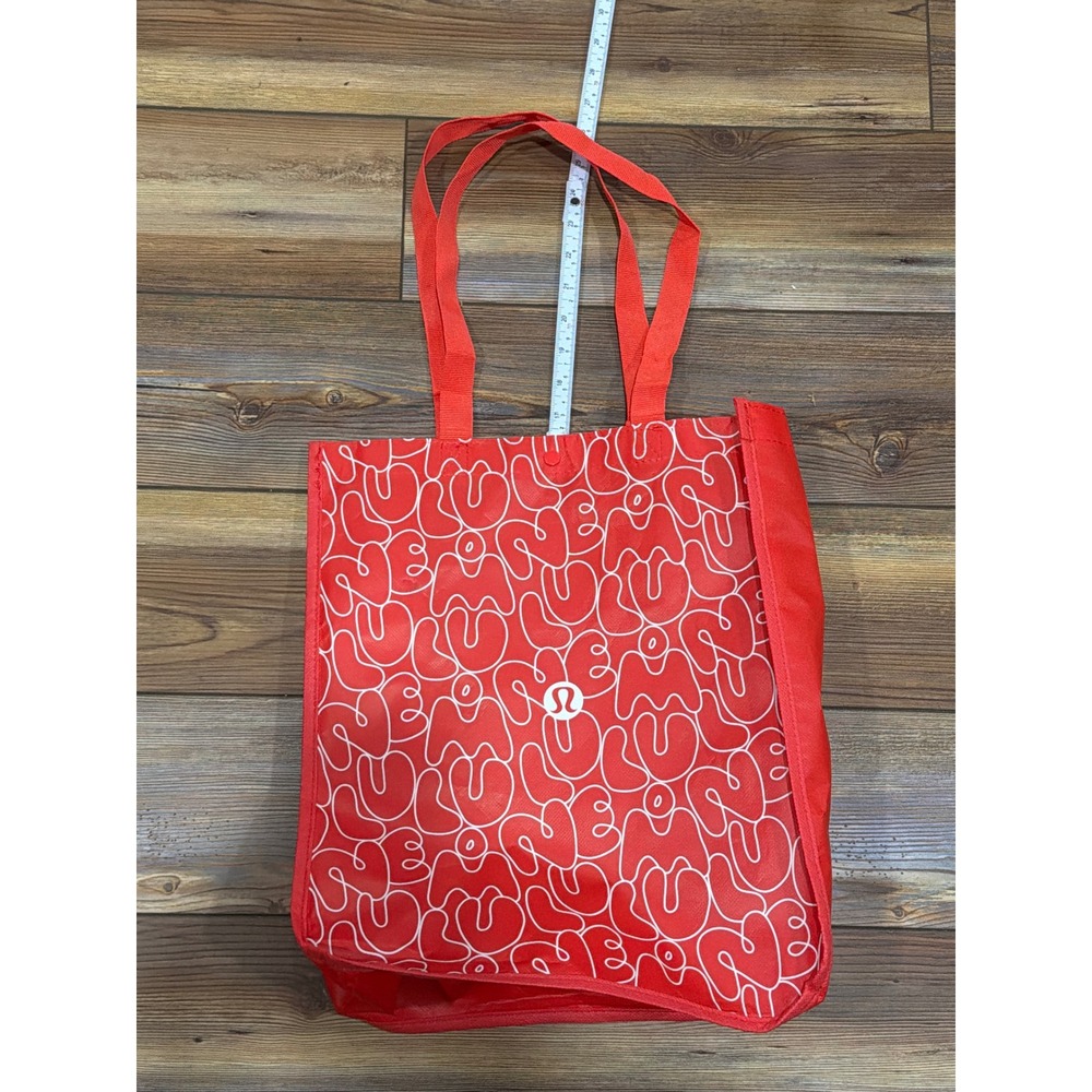 Lululemon Red White Abstract Logo Reusable Tote Bag Medium Snap Closure Market